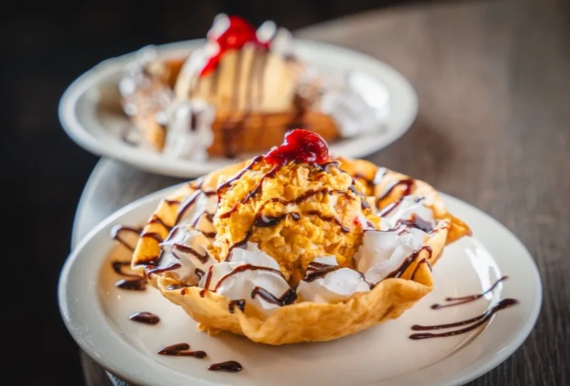 Fried ice cream dessert at El Jinete